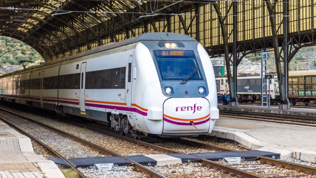 Renfe Lanza Billetes Con Descuentos Para Viajar En Semana Santa