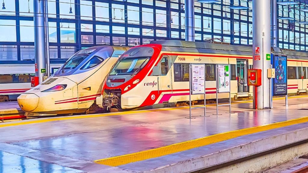 Renfe Pone A La Venta Billetes Limitados Para Viajar En Ave Entre