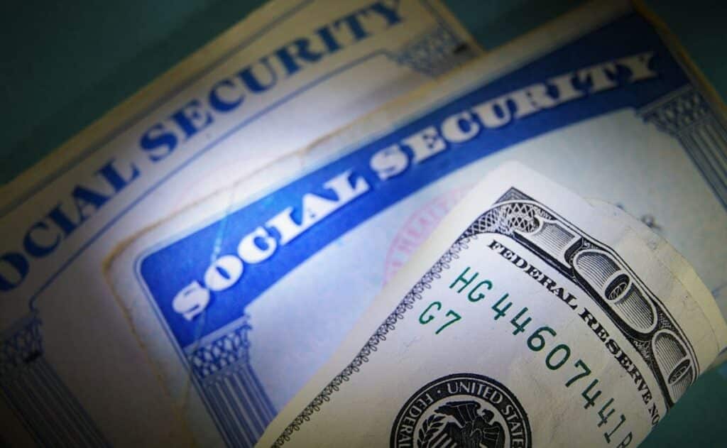 Social Security informs that funds will be insolvent by 2035