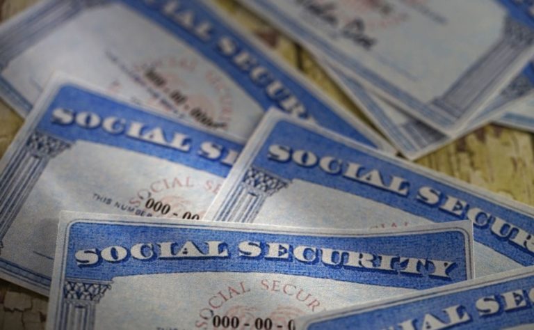 How do I apply for a new or replacement Social Security number card?