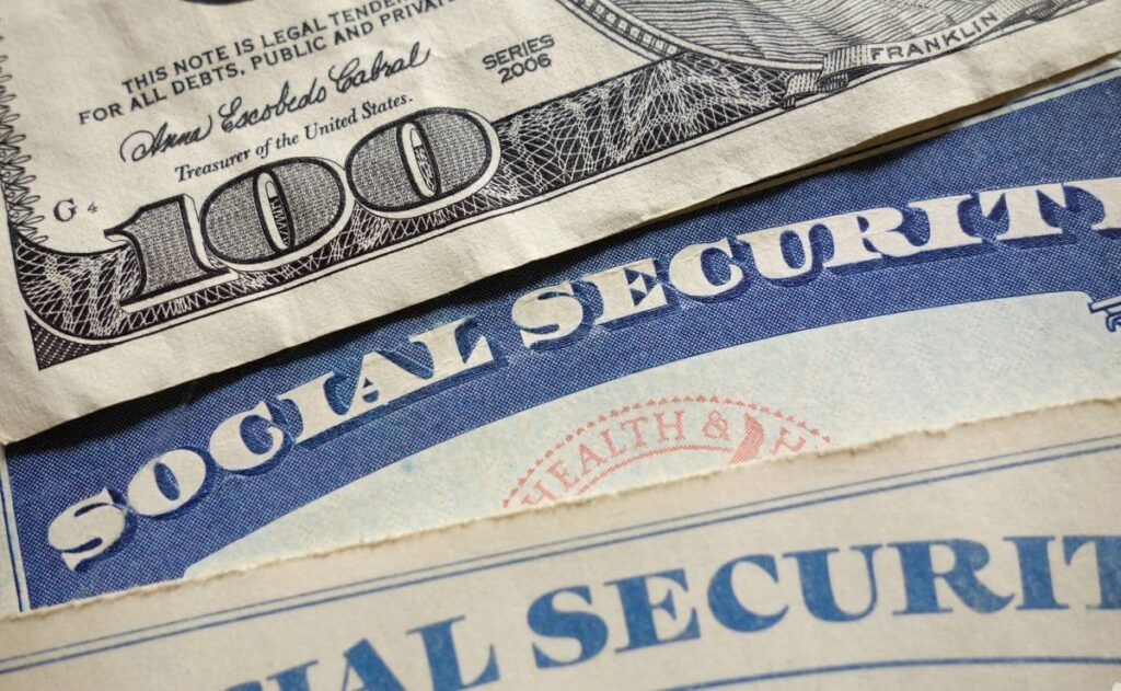 Get an extra check from Social Security in August 30th