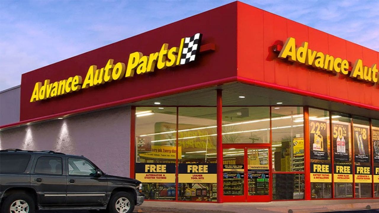 Massive Store Closures: Advance Auto Parts Shutting Down 700 Locations