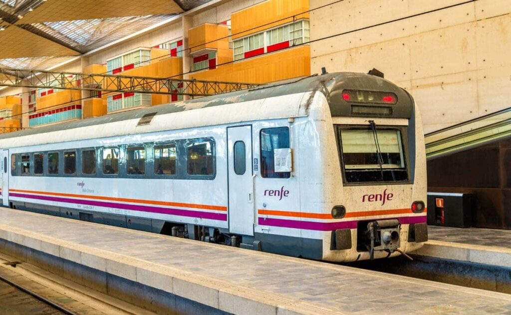 Abono Renfe./ Foto de Canva