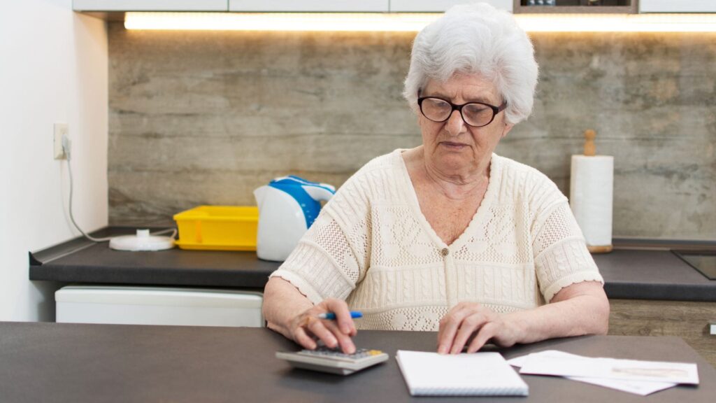 Vincular la edad de jubilación al aumento de la esperanza de vida