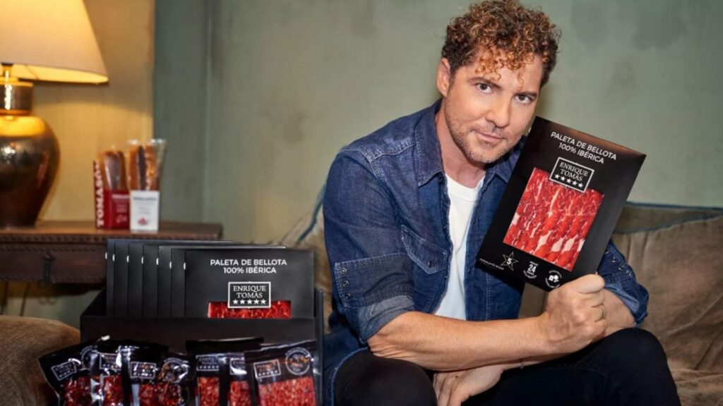 David Bisbal protagoniza el nuevo spot del jamón ibérico de Enrique Tomás