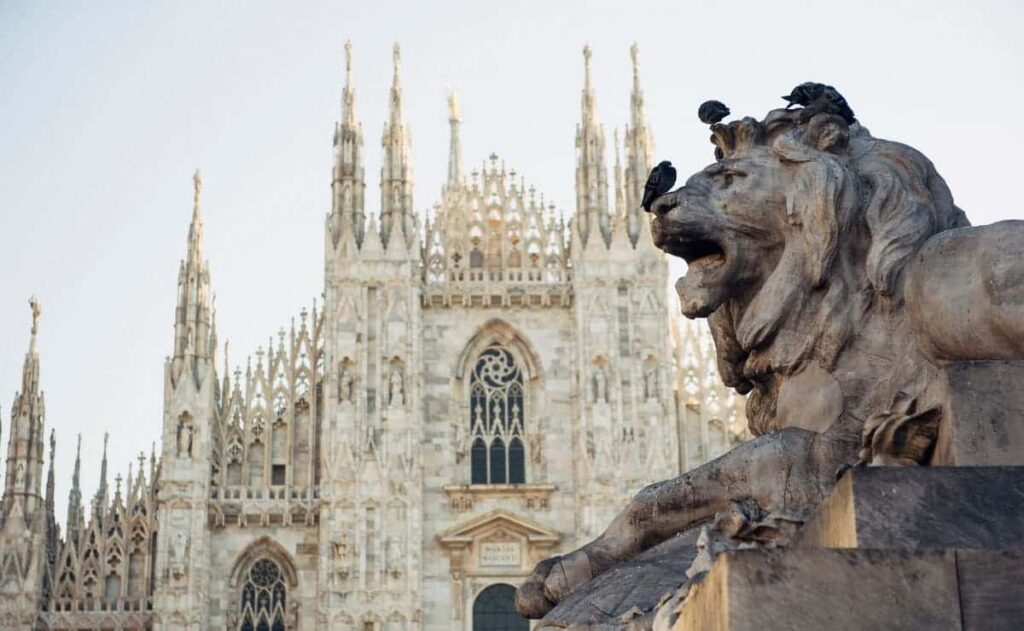 Plaza del Duomo, uno de los lugares más emblemáticos de Milán