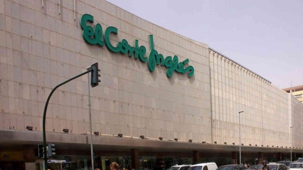 El Corte Inglés tira los precios con la imitación perfecta de los AirPods al 50% de descuento