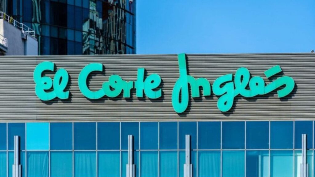 El Corte Inglés ofrece empleo para esta campaña de Navidad