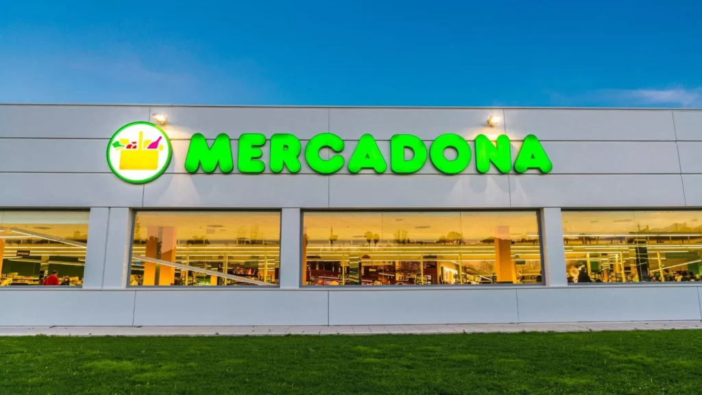 Fachada supermercado Mercadona