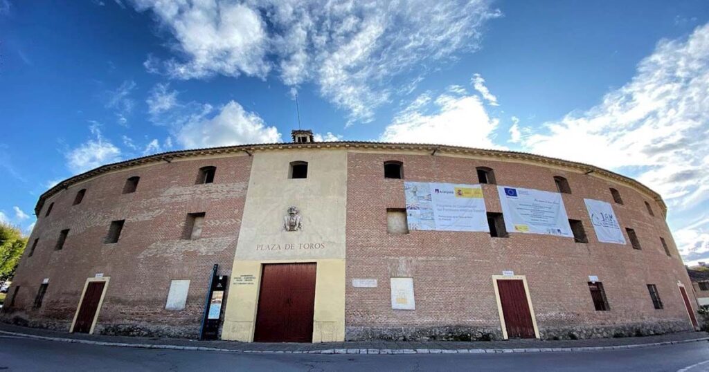 Exterior de la Plaza de Toros de Aranjuez