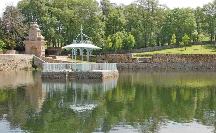 Guía adaptada jardines Bosque de Béjar