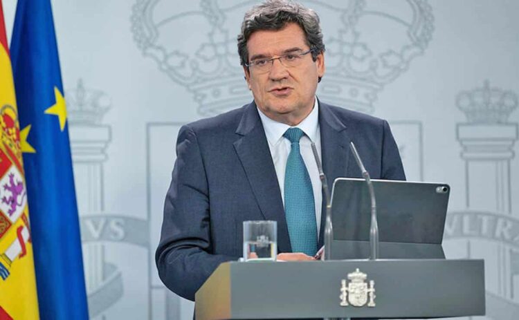 José Luis Escrivá plantea un nuevo sistema de cotización de autónomos