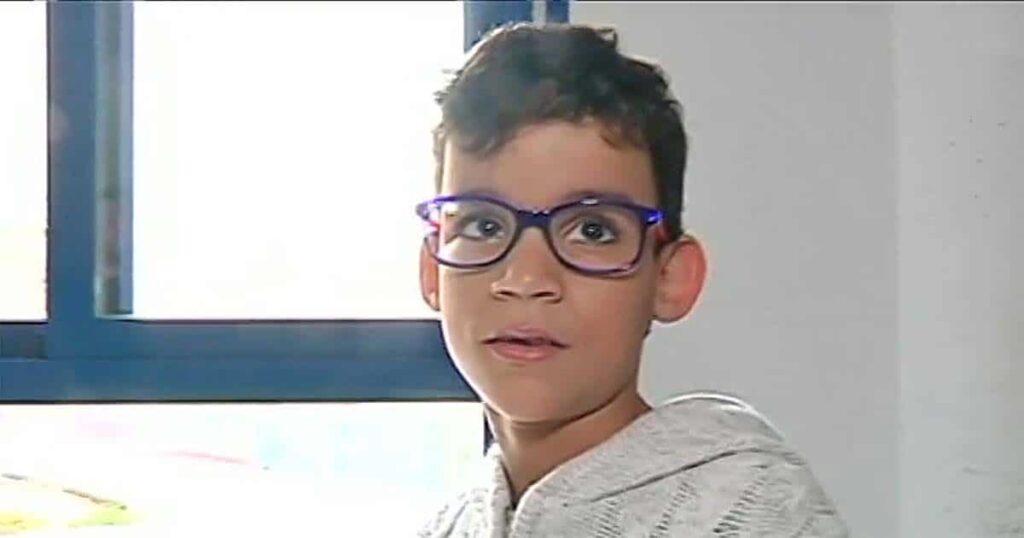 Un niño saharaui ciego recupera la visión en Granada