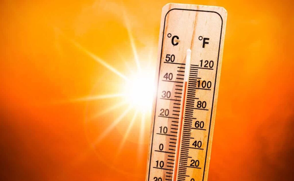 La AEMET avisa de la ola de calor que afectará a más de 30 provincias en España