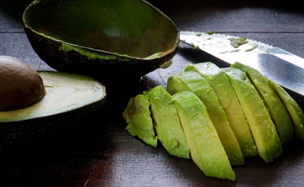 Beneficios del aguacate para cenar