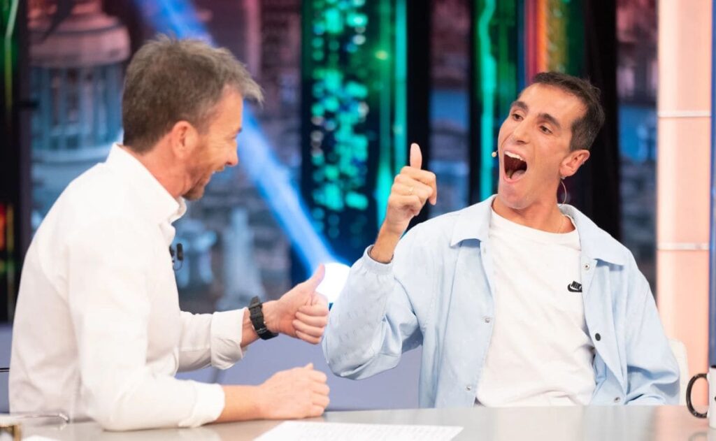 Álex Roca durante su intervención en el Hormiguero hablando sobre la discapacidad