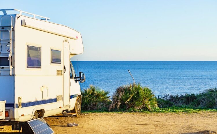 Caravana de alquiler situada en la playa