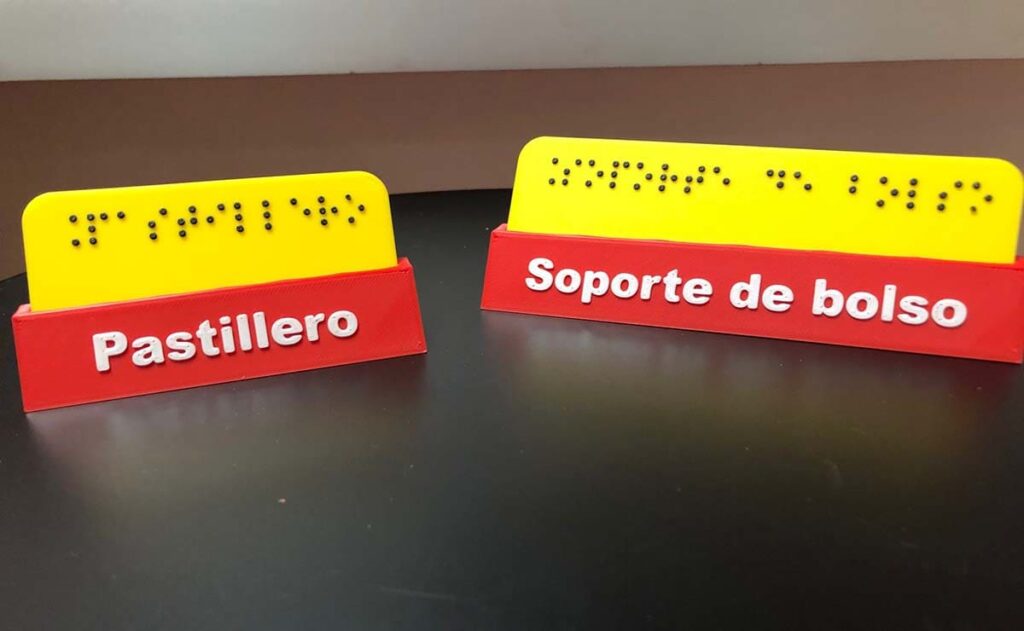 cartel braille personas con discapacidad