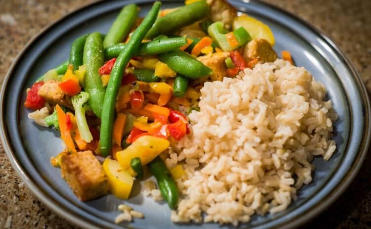 cena saludable dieta calorías salud presión sanguínea verdura