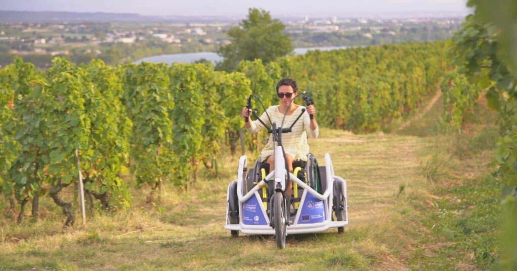 Benur, los triciclos eléctricos que hacen el camino accesible para todos