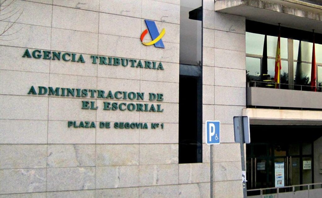 Los autónomos piden un servicio gratutio de Hacienda para facturas electrónicas