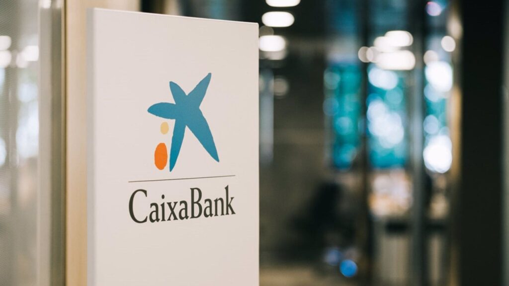 Caixabank presenta sus diferentes hipotecas para ahorrar dinero