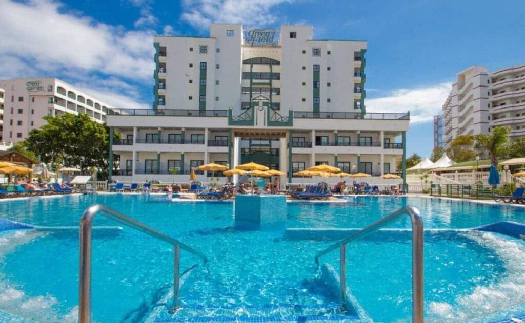 Piscina exterior del Hotel Green Field de Gran Canaria