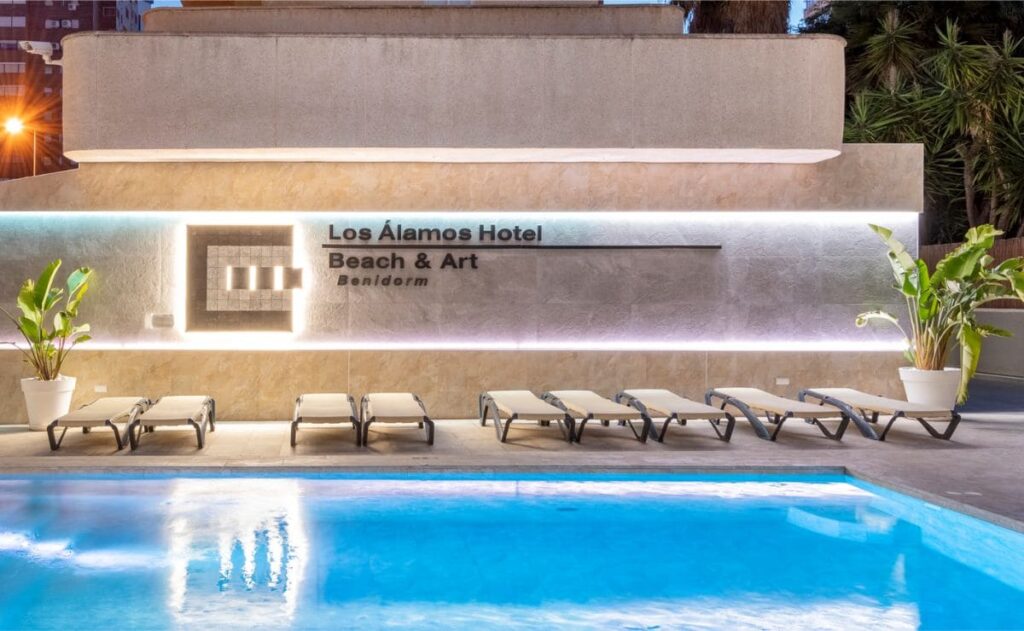 Hotel Los Álamos, la opción a precio reducido que ofrece Carrefour Viajes para visitar Benidorm