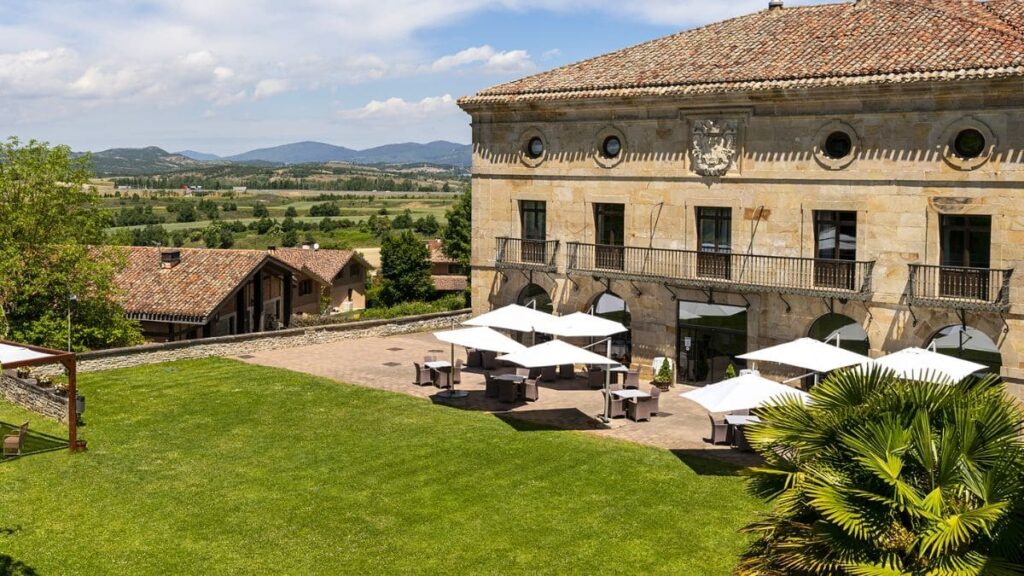 El hotel Parador en Argómaniz en un palacio renacentista