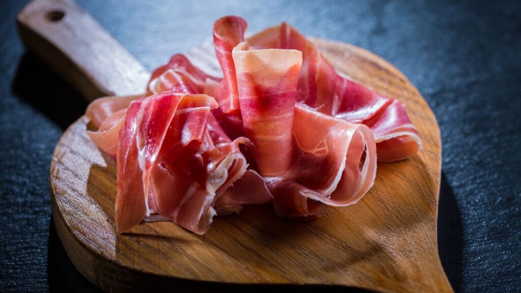 ¿Es el jamón serrano más sano que el jamón ibérico o de bellota?