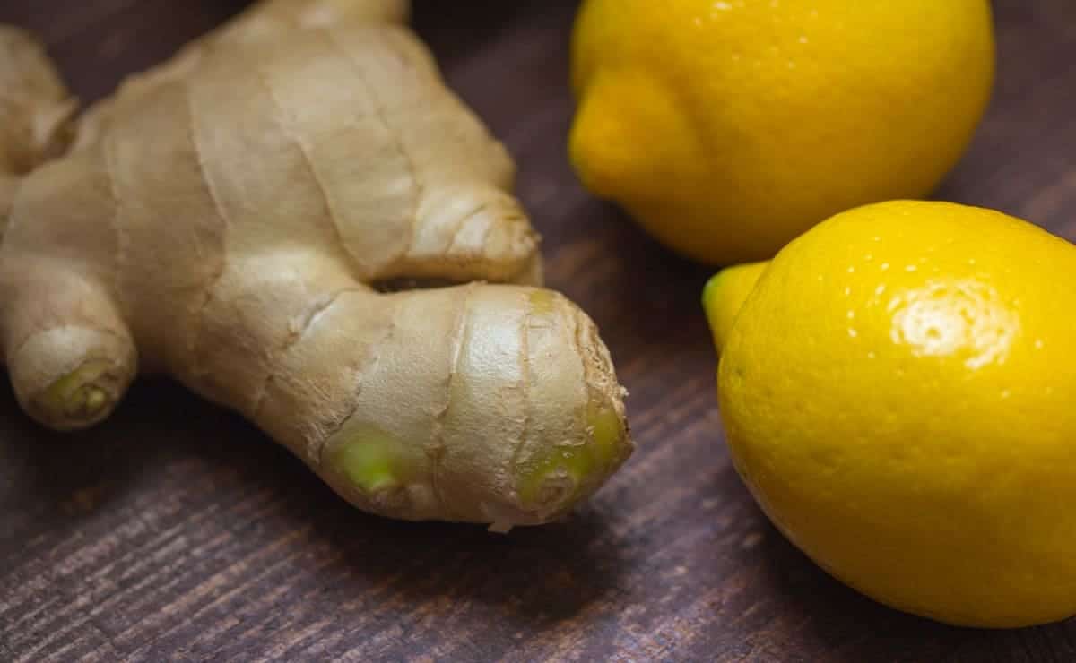 los limones y el jengibre embellecen la piel