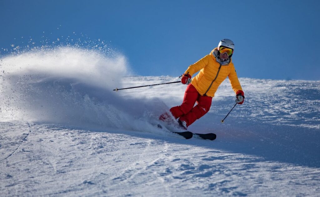 Carrefour Viajes lanza varias ofertas a precio reducido para visitar la nieve de Sierra Nevada, en Granada