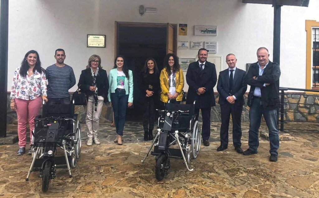 La Vía Verde de la Sierra se hace más accesible con dos handbike eléctricas