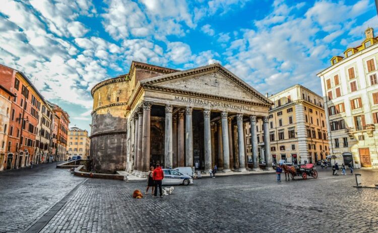 El Panteón de Roma, uno de los monumentos que no te puedes visitar si visitas la capital de Italia