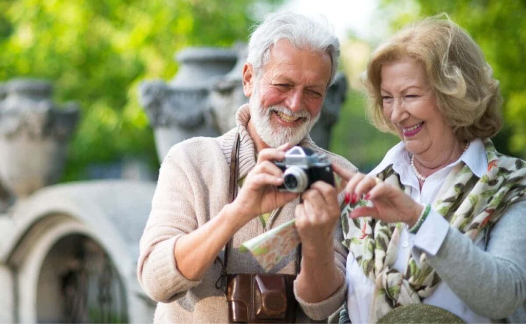 Los expertos destacan que el turismo sénior es una pieza clave de supervivencia del propio sector turístico