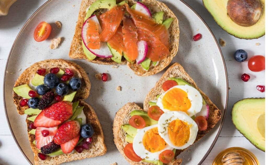 Recetas de tostadas con aguacate