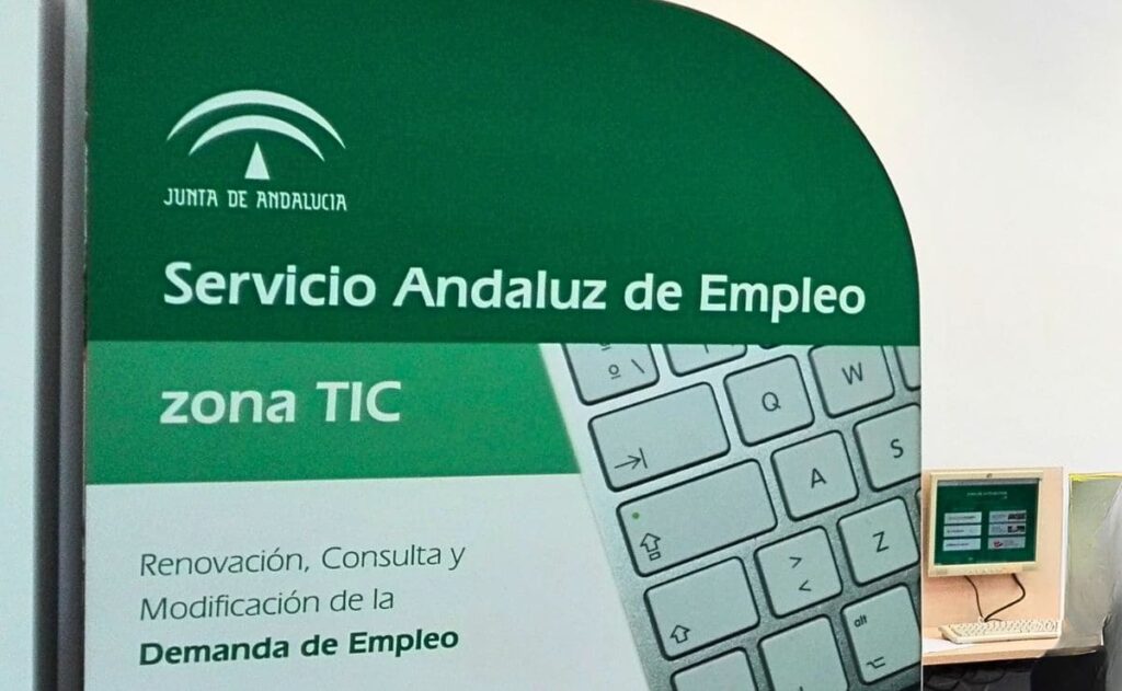 Empleo público para administrativas/os en el SAE