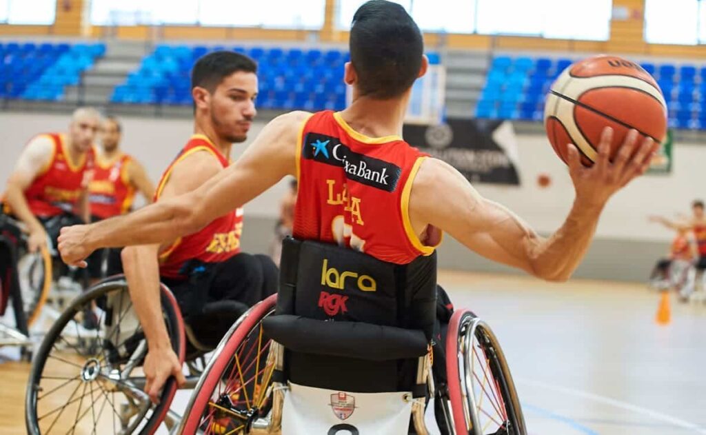 Selección Española de baloncesto en silla de ruedas durante un entrenamiento