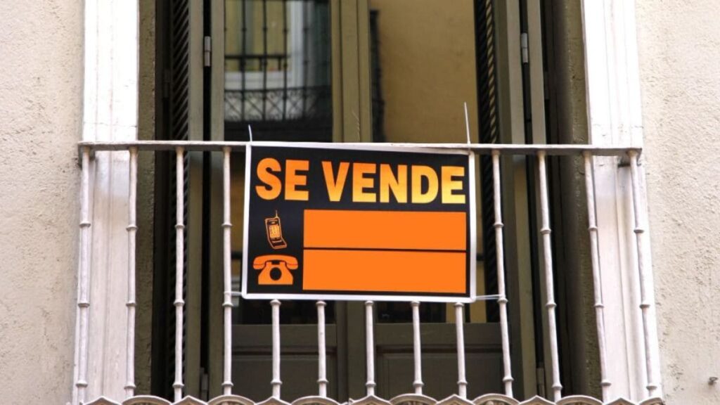 La agencia inmobiliaria de Servihabitat ha lanzando una campaña en la que puedes adquirir viviendas e inmuebles con un 25% de descuento