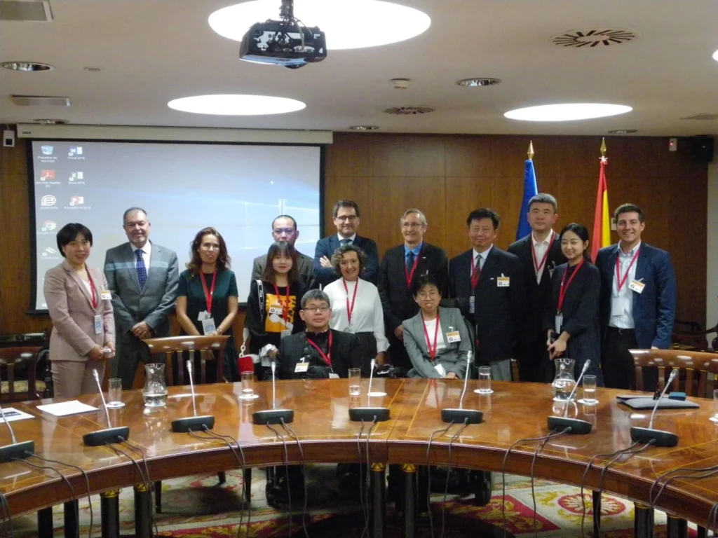 Una delegación china visita Madrid como ejemplo de destino turístico accesible