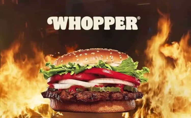 Demandan a Burger King por mentir en el tamaño de la Whopper