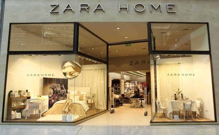 La lámpara con base cerámica de Zara Home