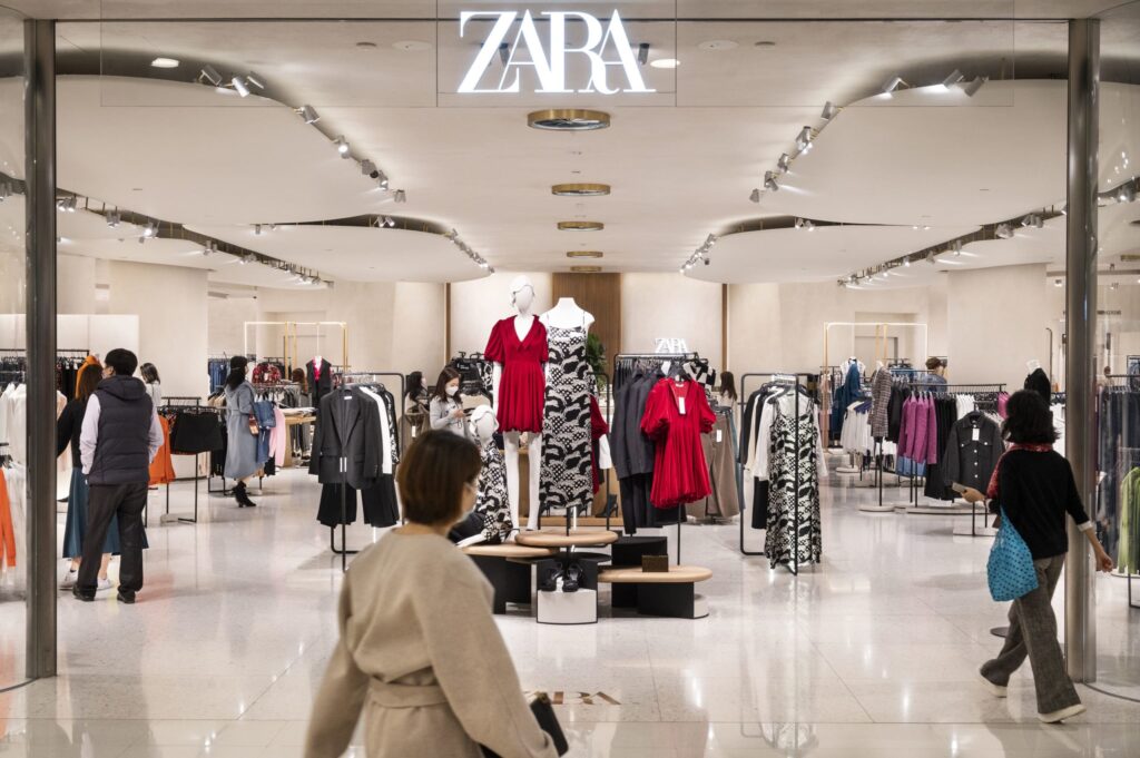 La camisa de lino de Zara que vas a querer tener esta primavera