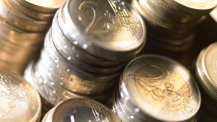 Cinco monedas de 2 euros con las que ganar dinero