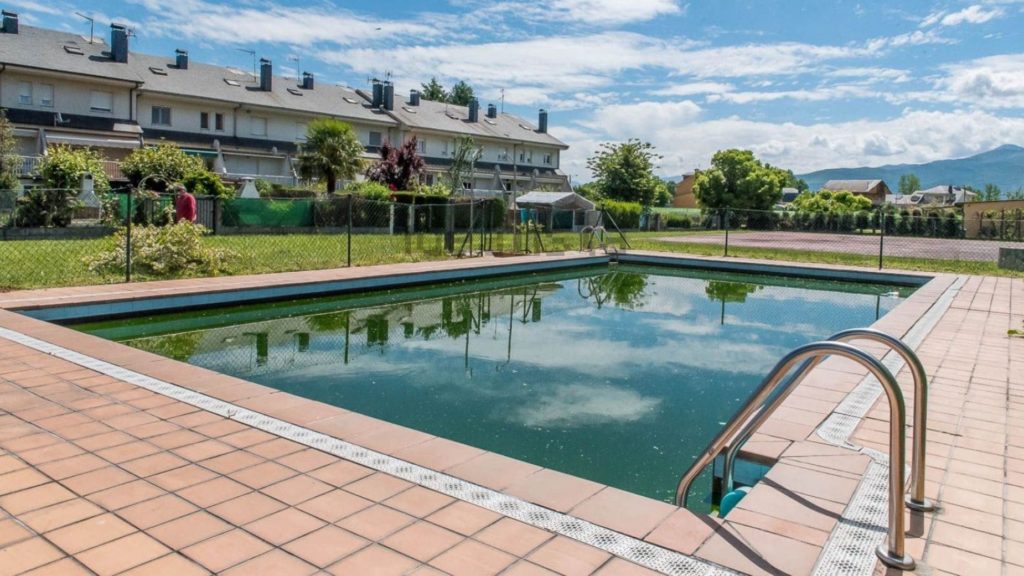 Vivienda grande a la venta por bajo precio