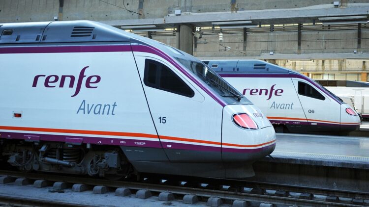 Viajes con descuentos en Renfe con la Tarjeta Dorada