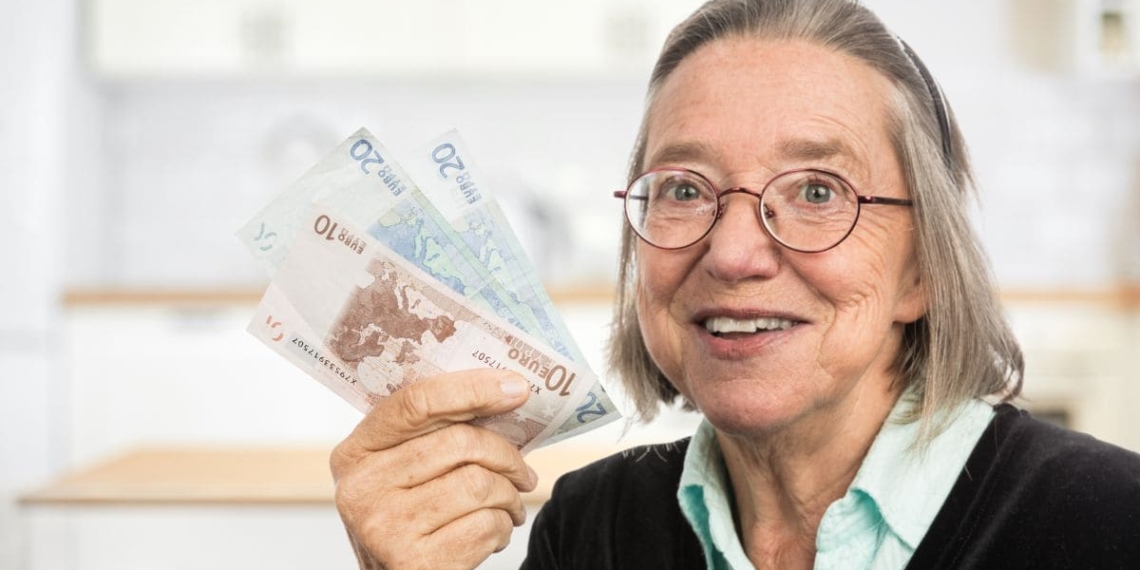 Lo que debes cumplir para cobrar más de 3.000 euros por tu pensión de jubilación