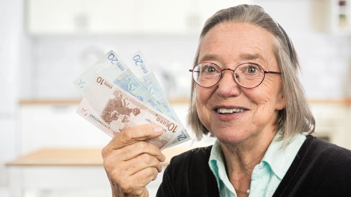 Lo que debes cumplir para cobrar más de 3.000 euros por tu pensión de jubilación