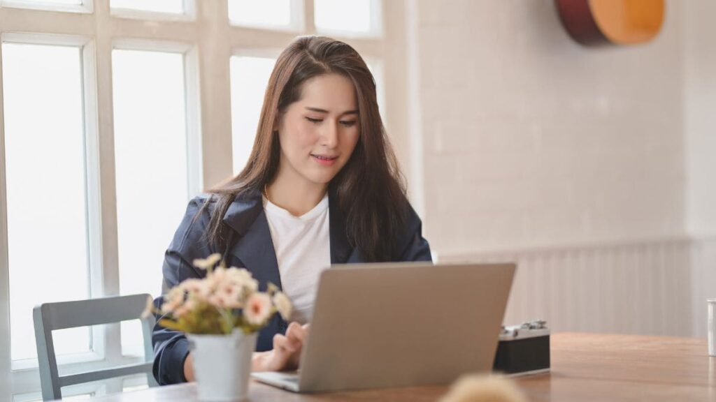 El teletrabajo ha permitido a muchas personas acceder a un empleo