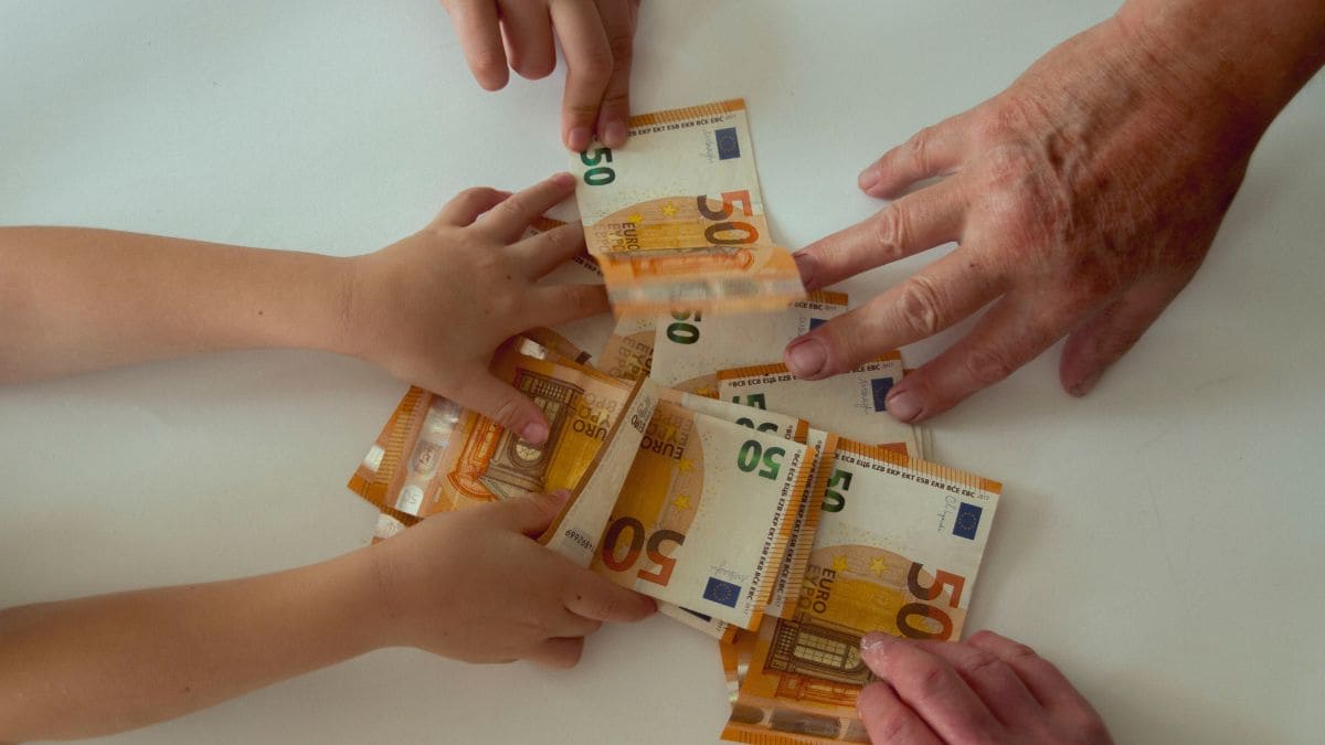 Ayuda de 1.000 euros de la Seguridad Social